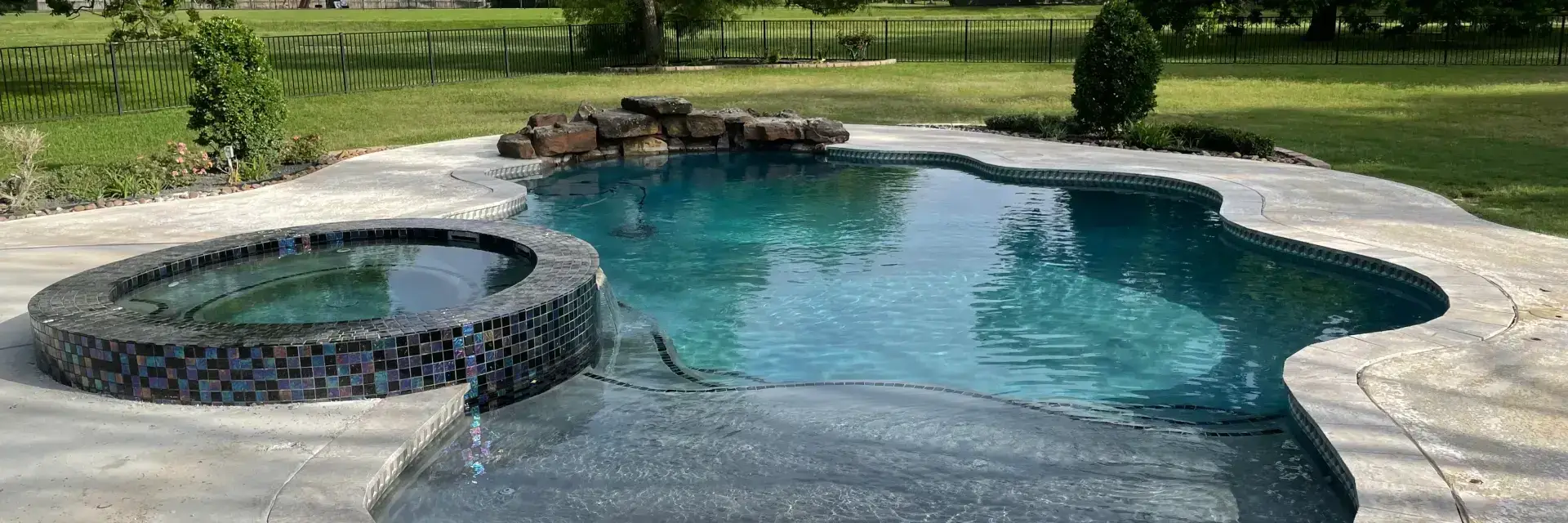 Pool Gunite Plastering and Remodeling Company Houston | JR Pool Plastering & Texas Gunite Ltd 1 home desktop hero